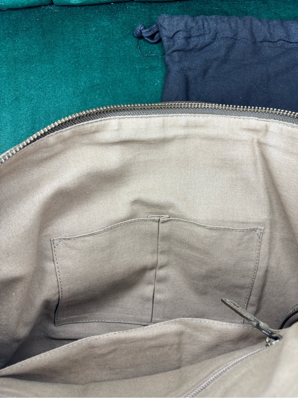 Frye Leather Melissa Zip Shopper Purse Tote Bag Khaki - Picture 8 of 12